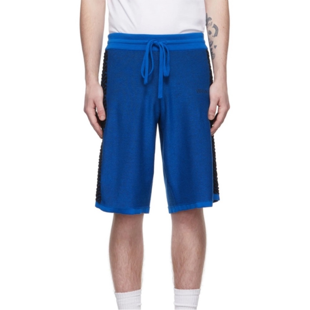Authentic VERSACE Blue Greca Shorts - Picture 4 of 13